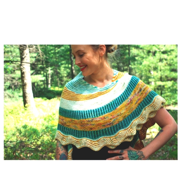 Hedgehog Fibers skinny singles kit to knit Briochealuscious Shawl, Andrea Mowry - Picture 3 of 4